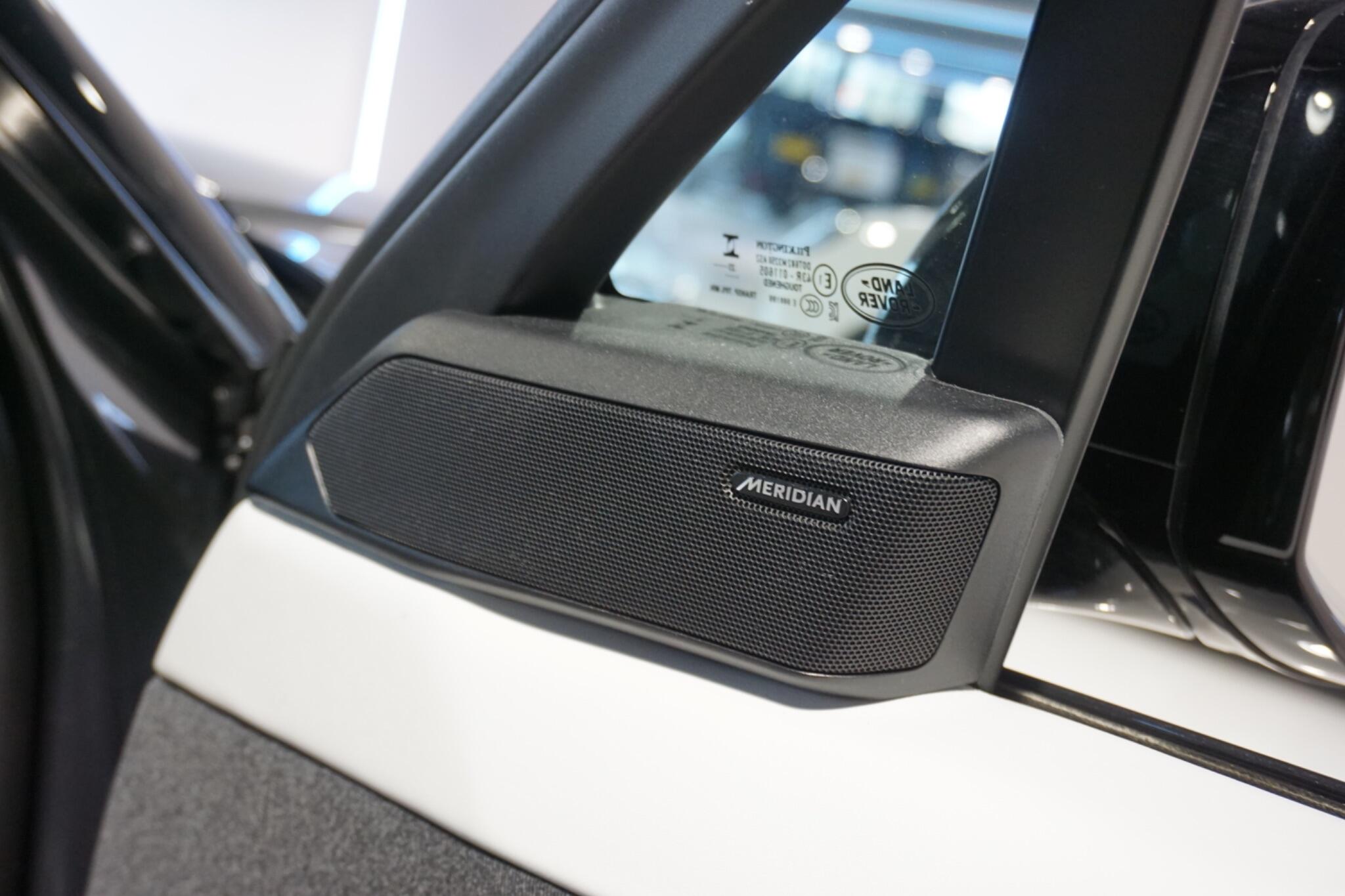 Land Rover Range Rover Sport 3.0 D300 MHEV Dynamic SE SUV 5dr Diesel Auto 4WD Euro 6 (s/s) (300 ps)